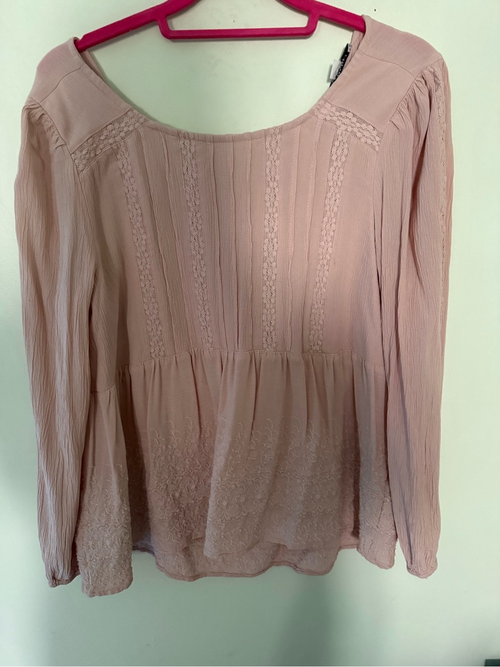 American Eagle Pale Pink/Blush Detailed Blouse M
